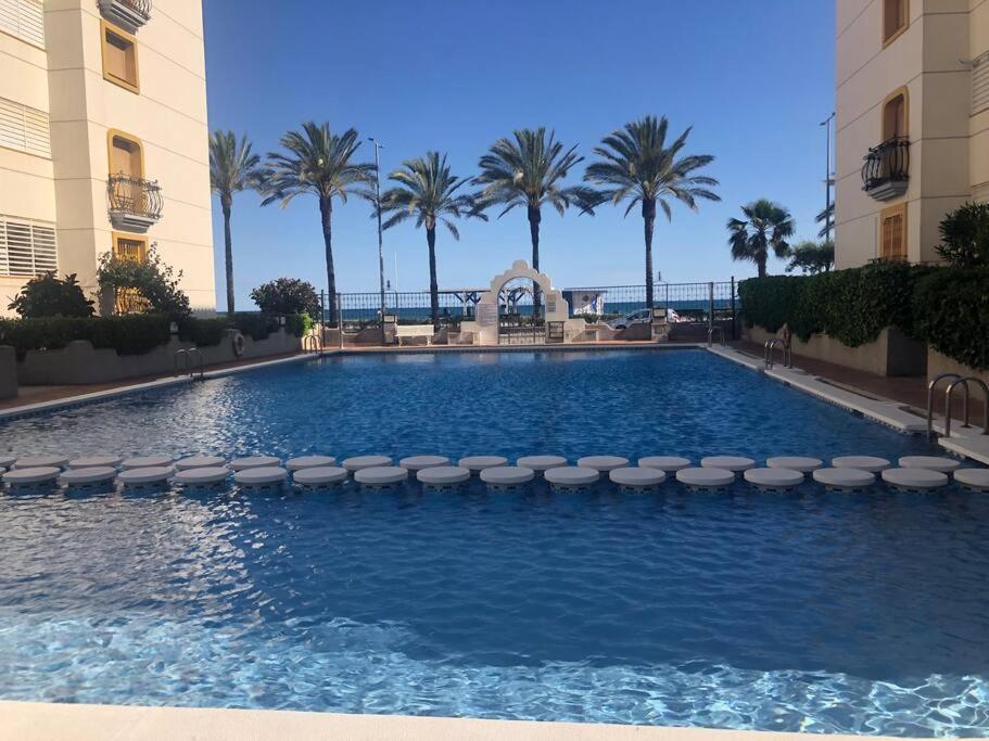 Cal Salmare Seafront Apartment With Rooftop Terrace And Pool Calafell Exterior foto